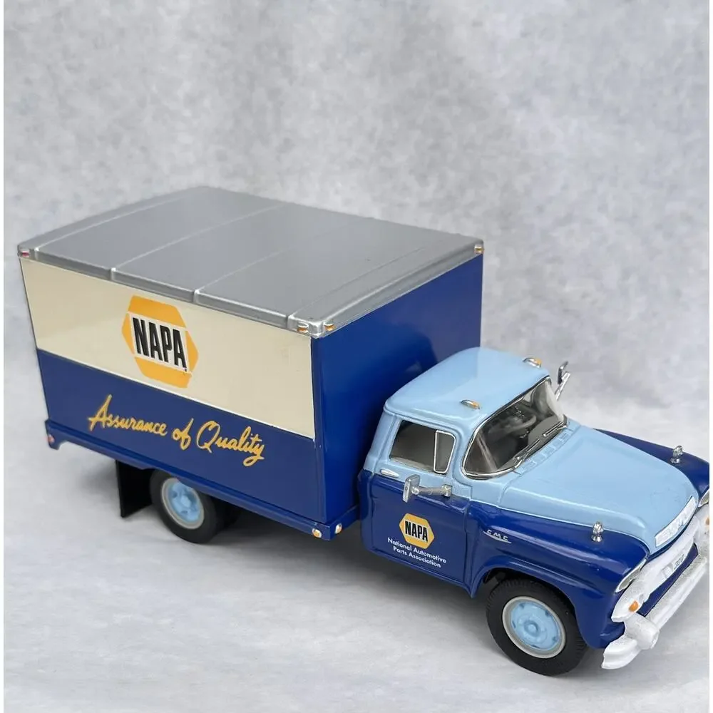 A41 1999 Napa Diecast GMC Truck Preowned